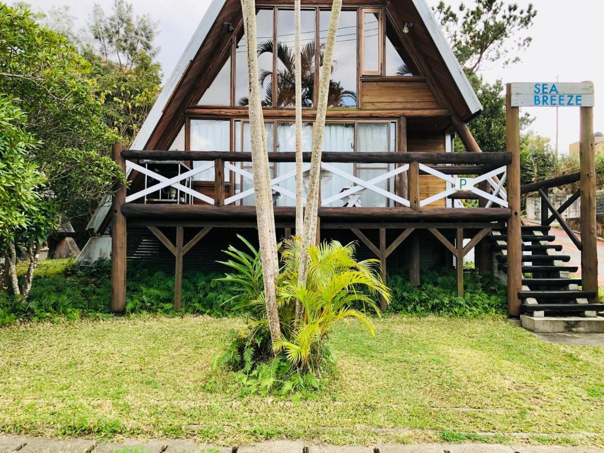 Sea Breeze Villa Onna Bagian luar foto