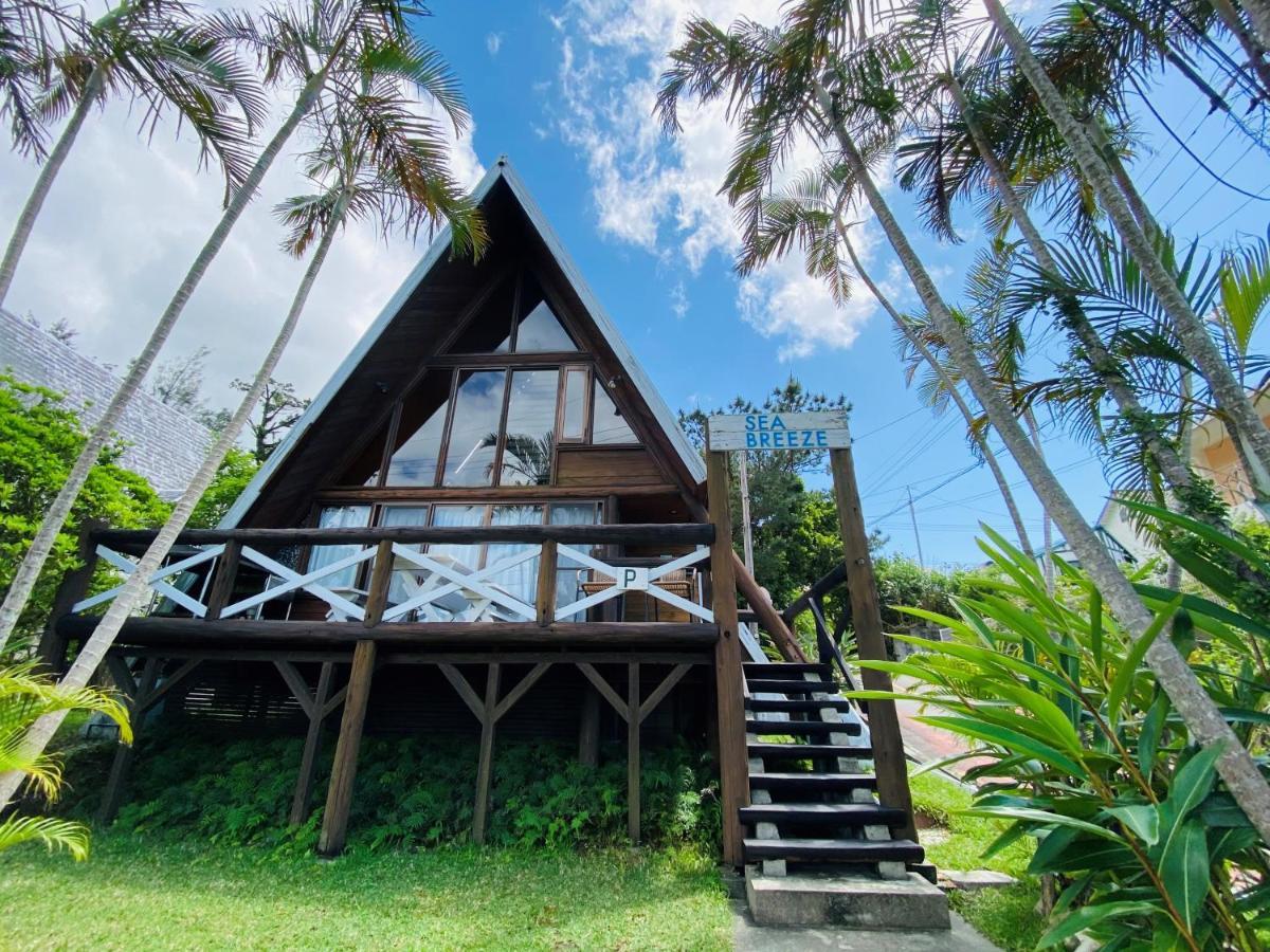 Sea Breeze Villa Onna Bagian luar foto