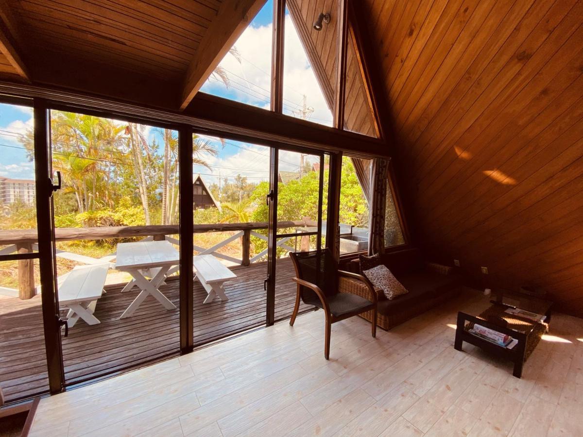 Sea Breeze Villa Onna Bagian luar foto